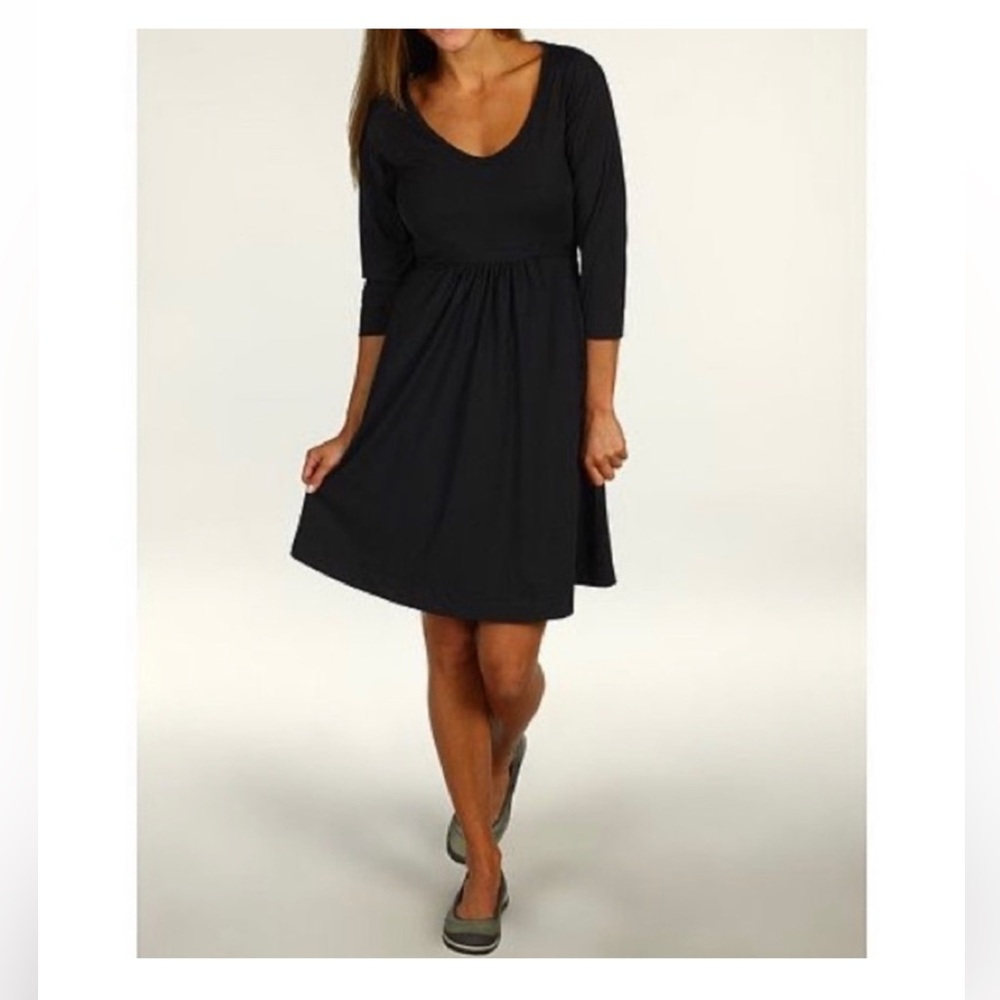 Merrell black Larimer 3/4 Sleeve Tie Waist Dress Size Medium NWOT